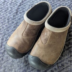 KEEN Men's Brown Leather Slip On Shoes Clogs Size 10 M US
